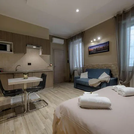 Vacancy 2 Apartment *